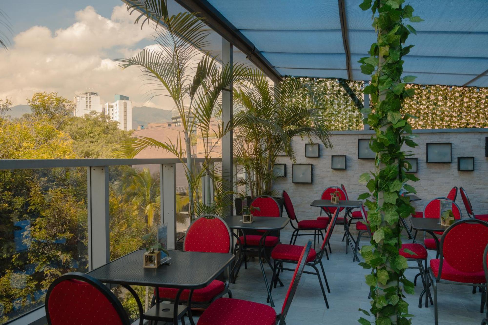 Hotel Laureles Plaza เมเดยิน ภายนอก รูปภาพ